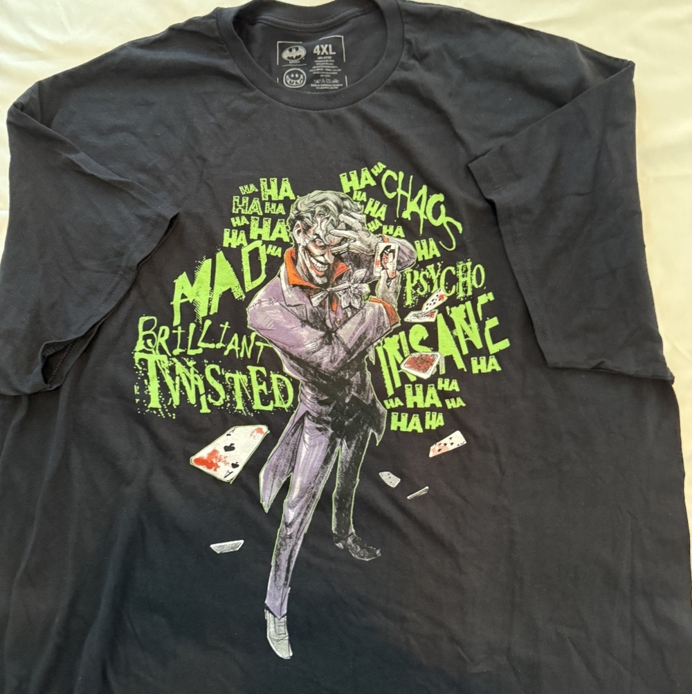 Batman Black Joker Graphic Tee with Green and Purple Accents 4xl 0027